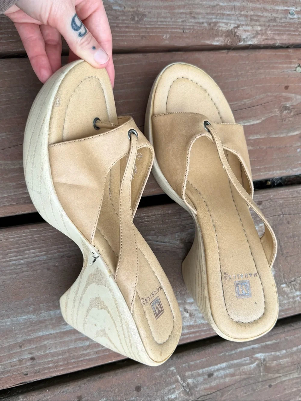 Maurices tan plastic